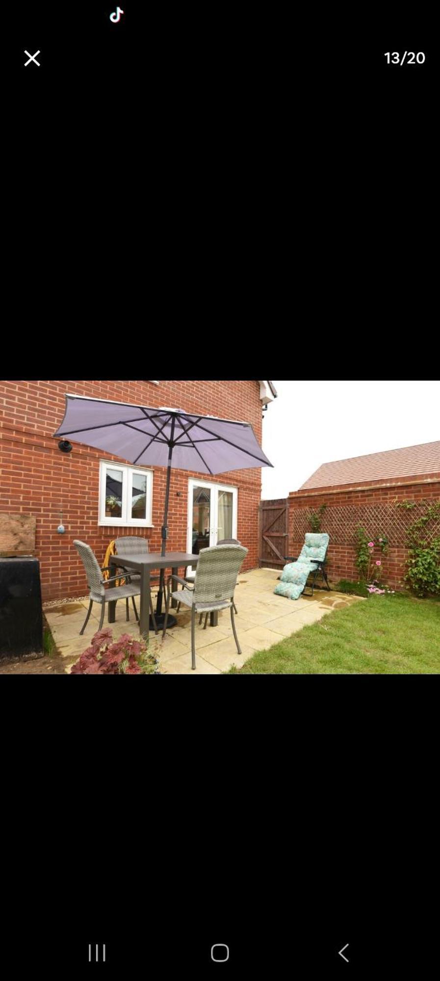 Beautiful En-Suite Room With Stairs Wokingham Exteriör bild